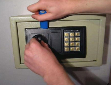 雅安市24小时上门开锁公司