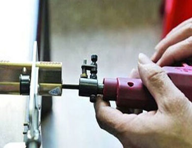 雅安市24小时上门开锁公司